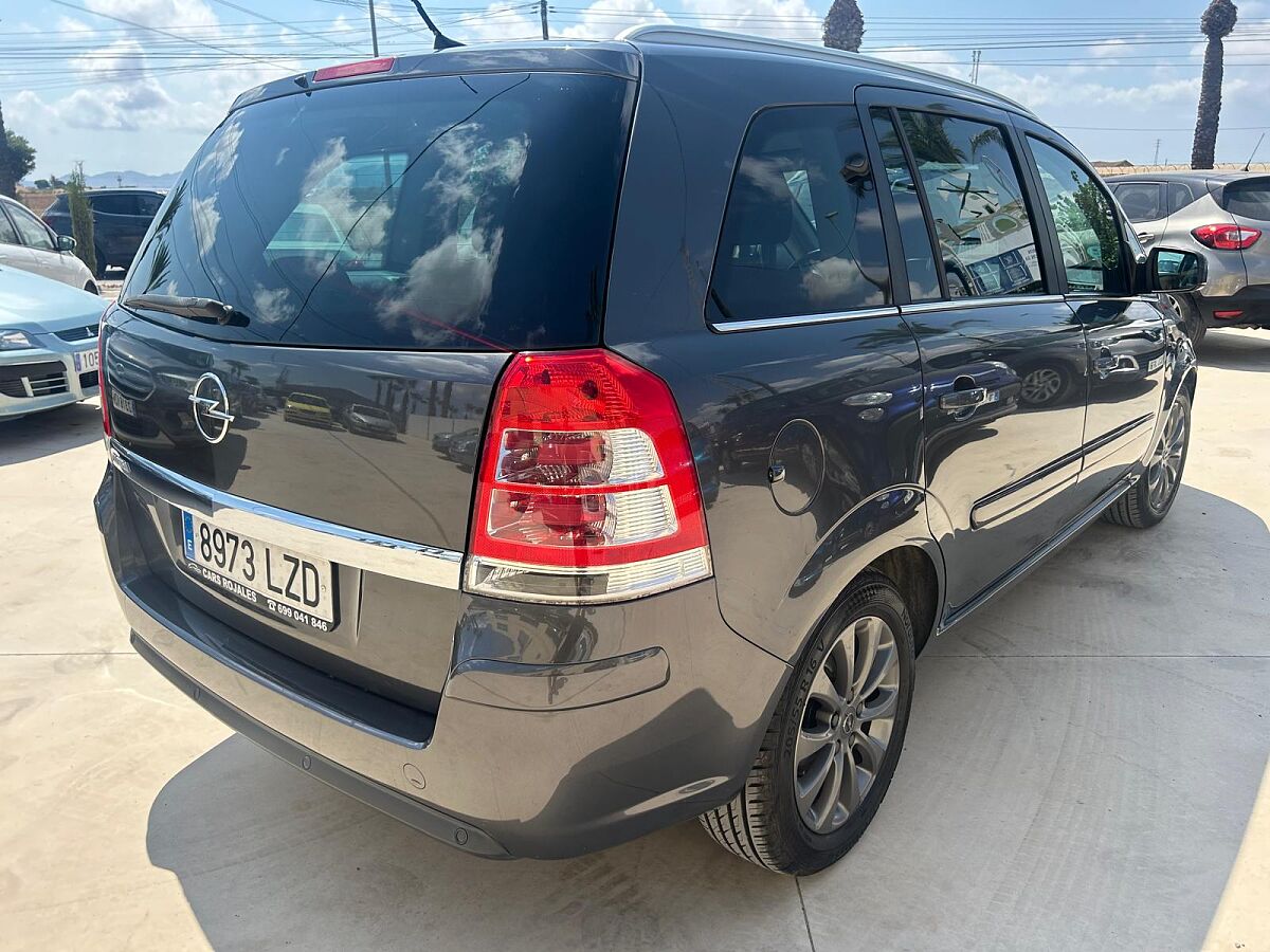 OPEL ZAFIRA 111 JAHRA 1.8 SPANISH LHD IN SPAIN 129000 MILES SUPERB 7 SEATS 2010